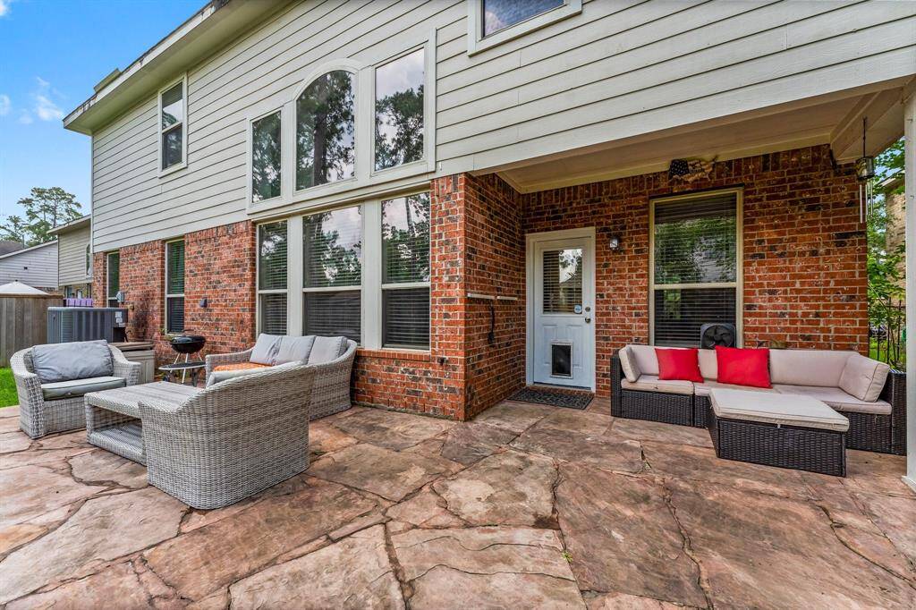 Oversized patio for outdoor entertainment