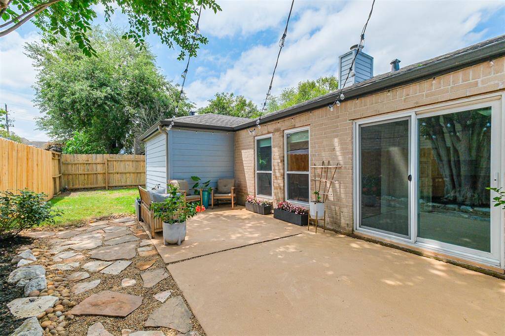 Out back is a nice size patio where you can grill your favorites and enjoy the fresh air.