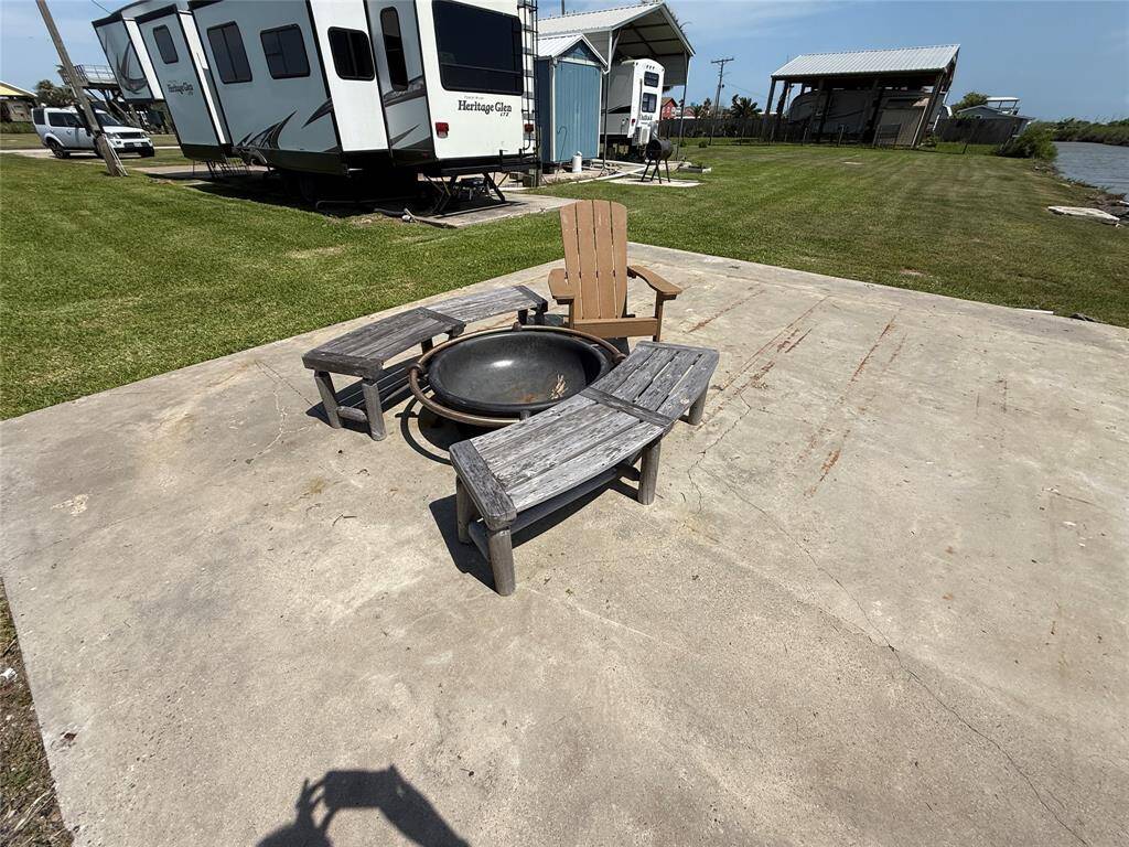 Canal front slab for entertaining and watching the beautiful sunsets.
