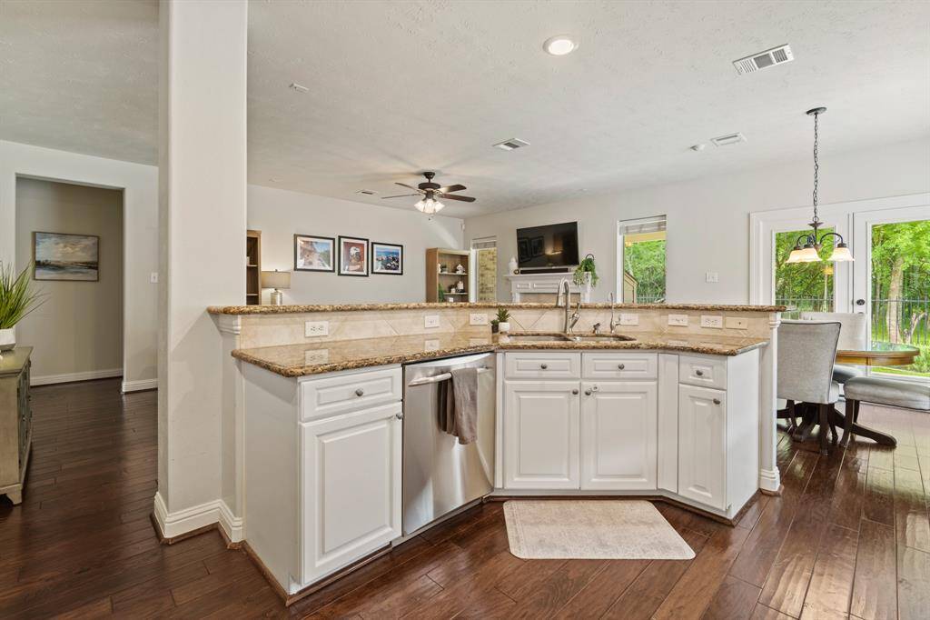 Never feel stuck in the kitchen again! This open layout keeps you connected while prepping meals or washing dishes.
