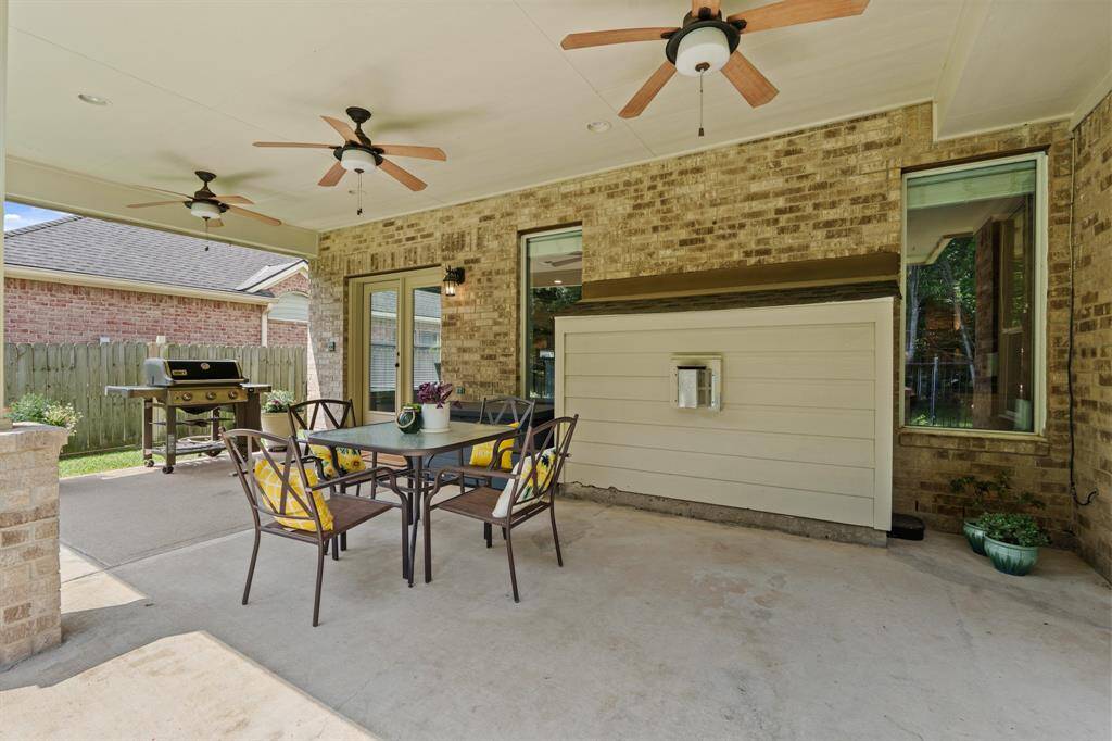 Another view of the patio reveals just how much entertaining space you have to enjoy under the Texas sky.