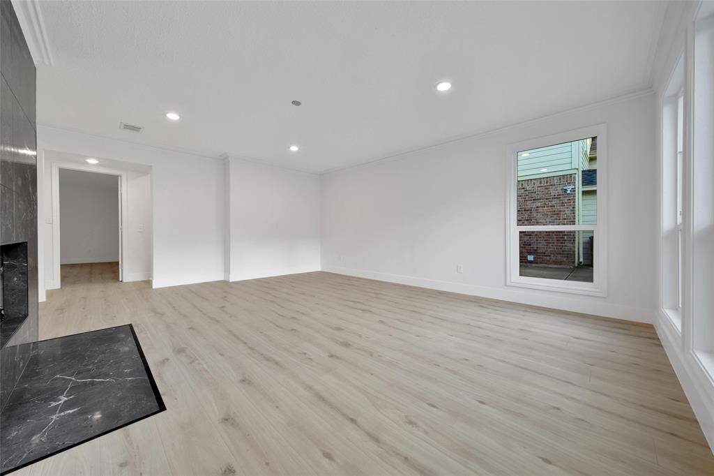 Living area to the primary bedroom