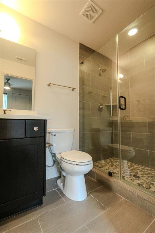 Full bathroom at the suite.