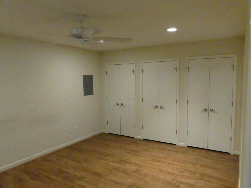 Bed room of the apartment.