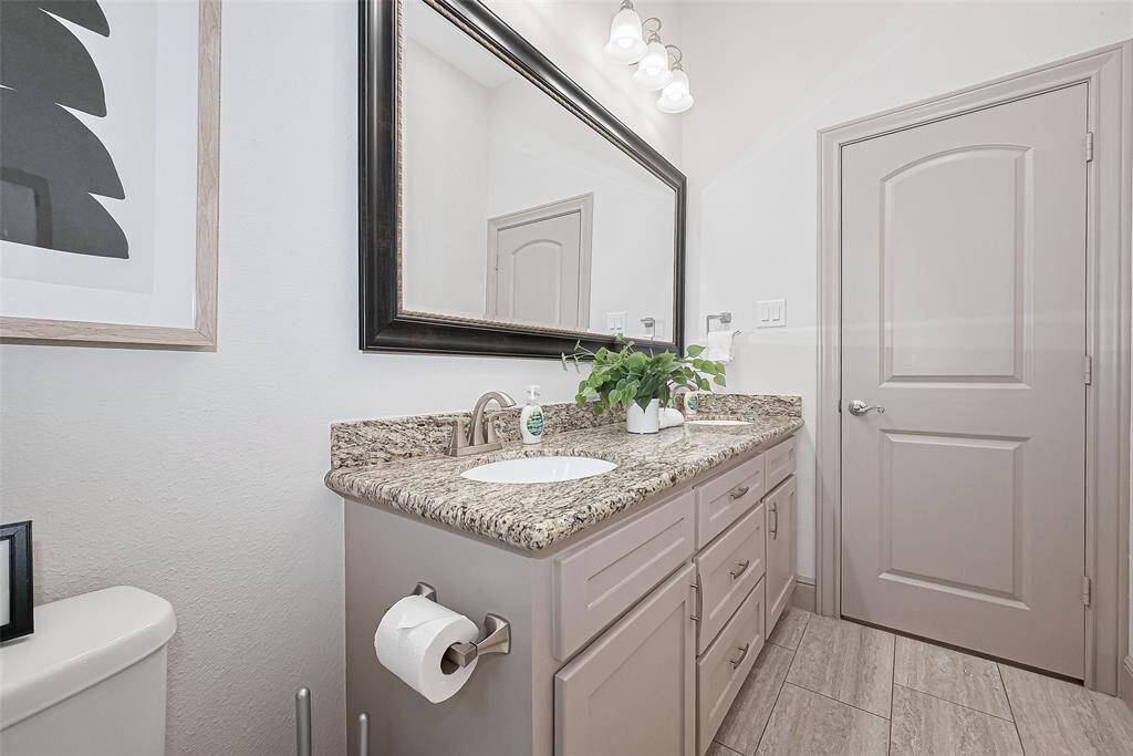 Guest Bathroom with Jetted Bathtub