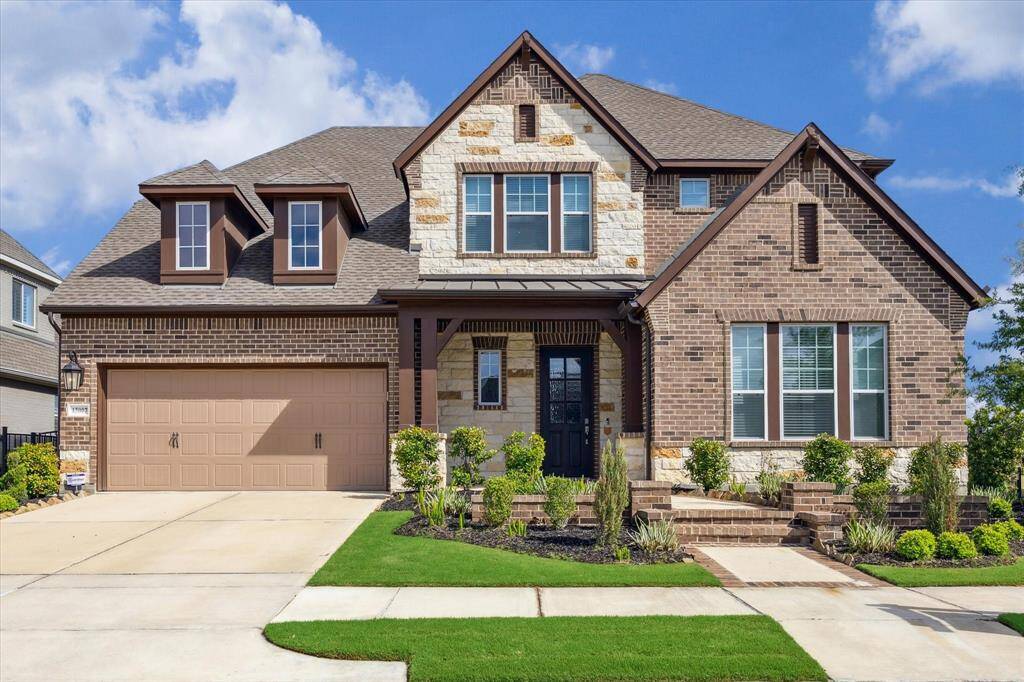 Welcome home to this beautiful David Weekley Home