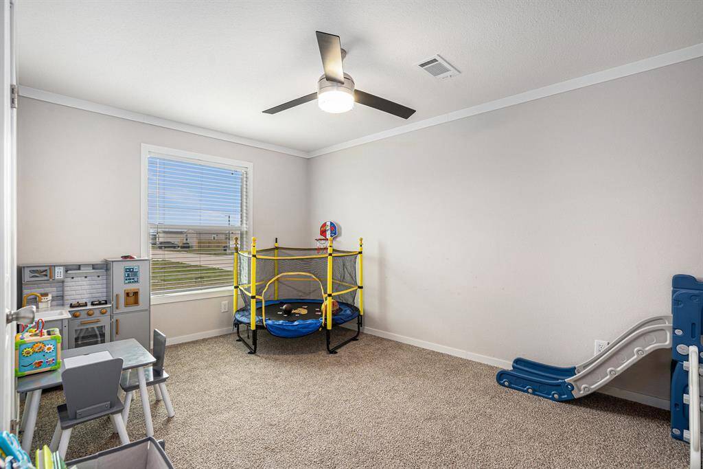 Seondary Bedroom
