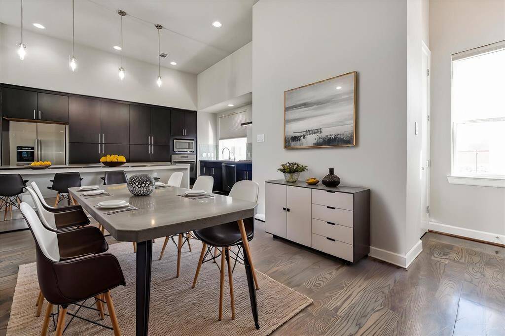Virtually Staged Dining Area