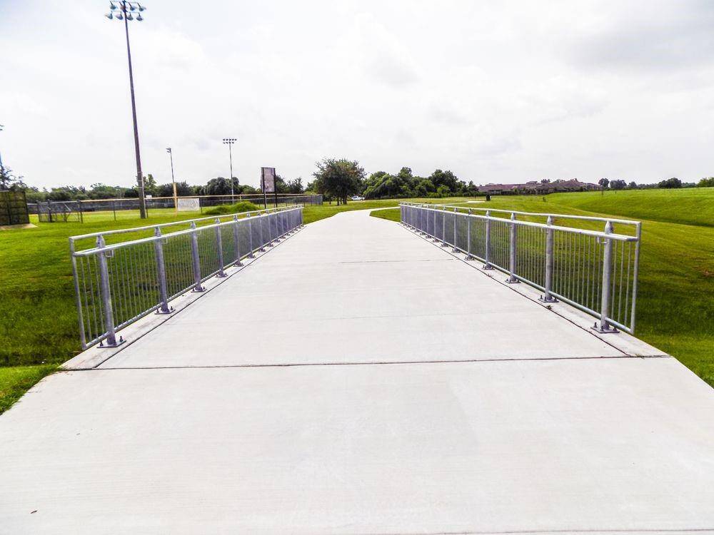 OYSTER CREEK PARK OFFER MILES OF WALKING TRAILS.