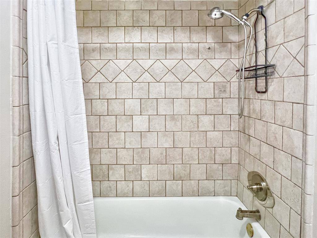 Primary shower