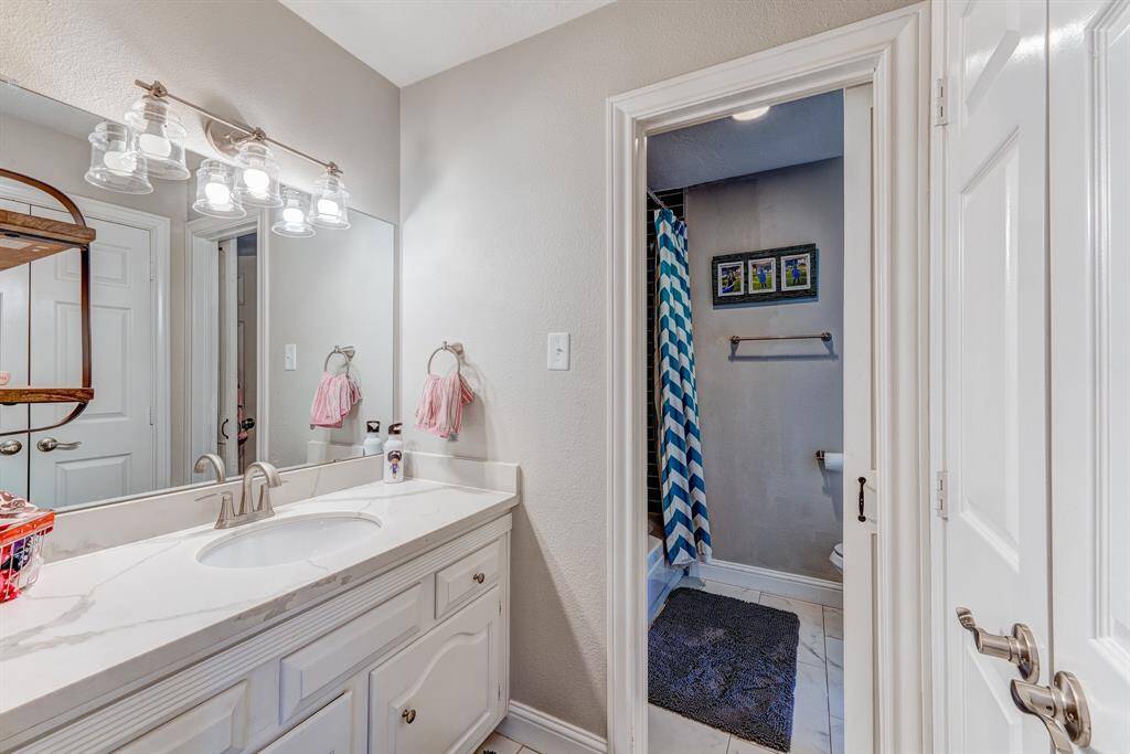A jack n jill bathroom connect to another room.