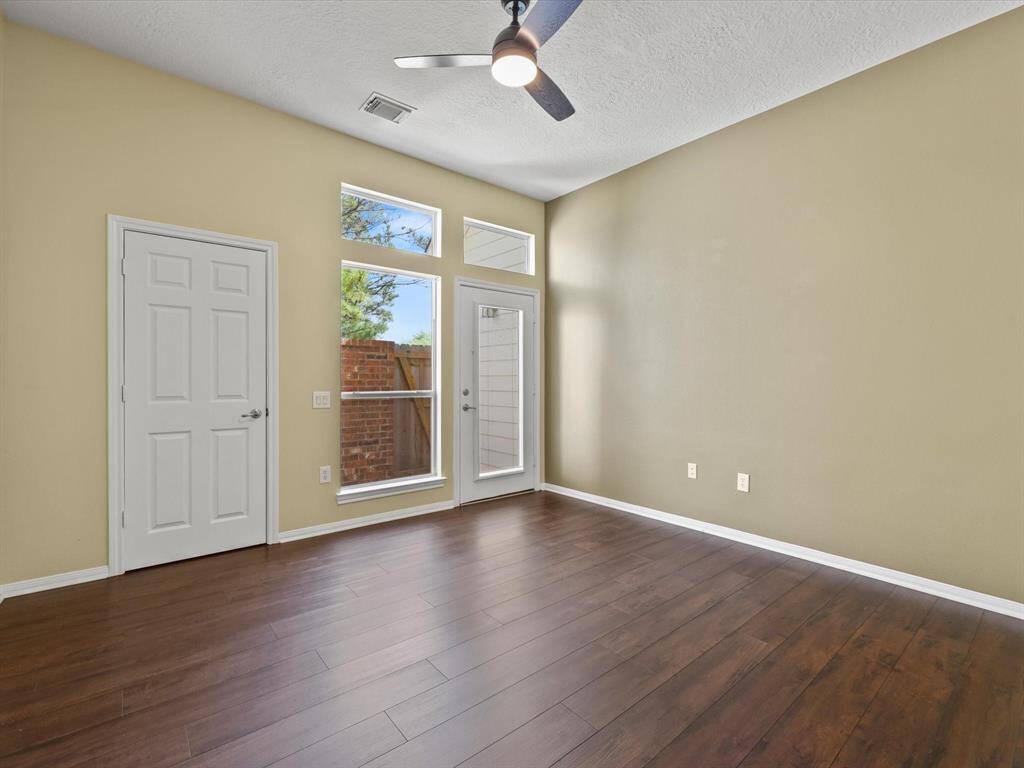 Secondary Bedroom