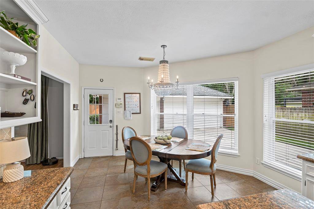 A cozy breakfast nook is the perfect spot for that morning cup of coffee or to catch up with loved ones after a long day.