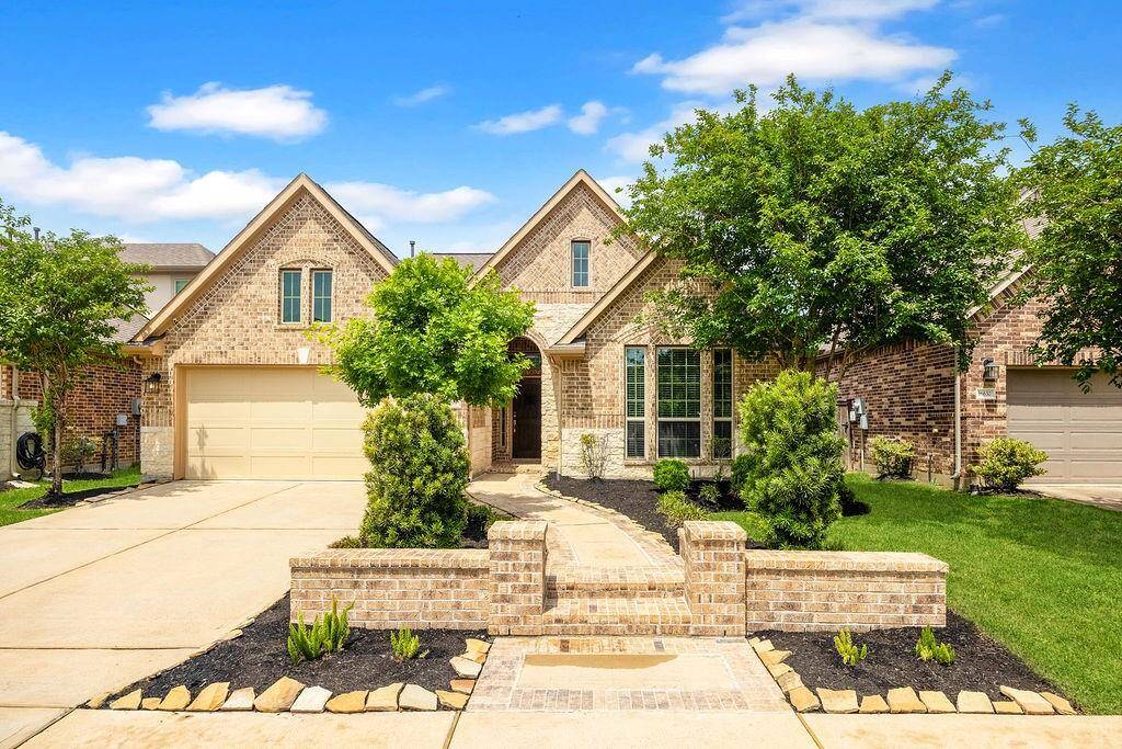 You’ll fall in love as soon as you walk in with this beautiful home