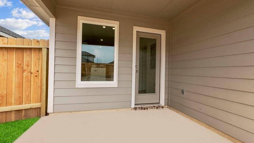 *Images and 3D tour are for illustration only and options may vary from home as built.