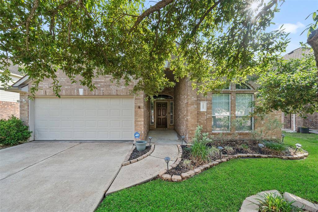 Come experience all this home has to offer, from its thoughtful layout and open living spaces to the peaceful backyard with greenbelt access. This home offers elegant finishes and plenty of space for comfortable living. Schedule your tour today and see why this home stands out from the rest.