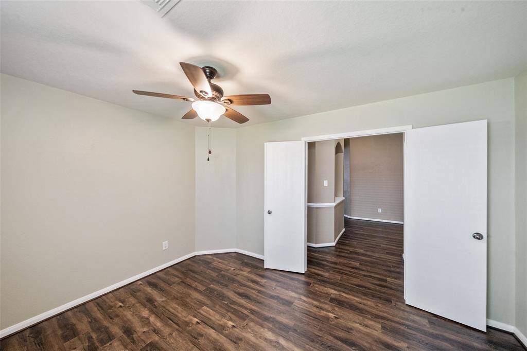 You're going to love the morning commute to this private home office with beautiful LVP flooring, neutral paint, and plenty of space for your home office setup.
