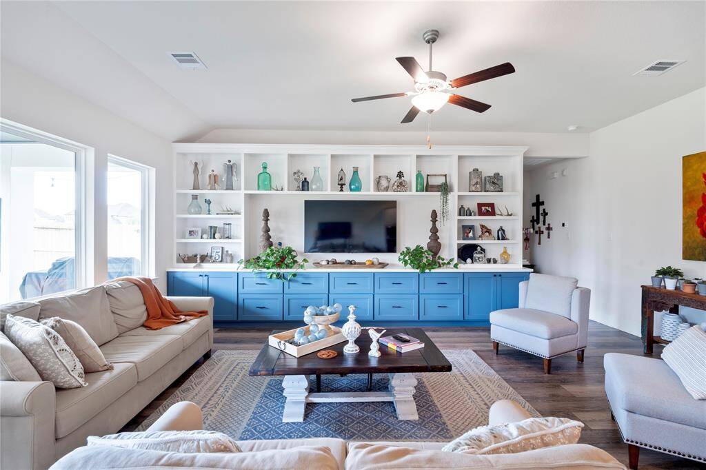 Living Room with beautiful cabinets