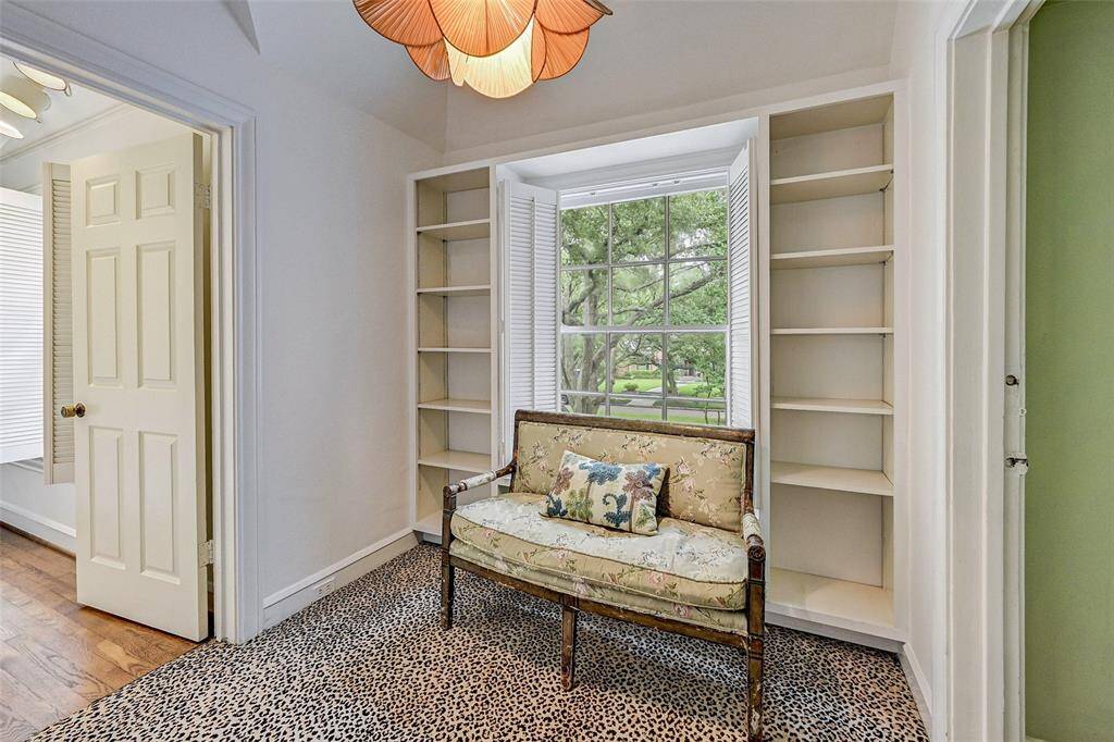 Lovely sitting area on second floor landing.