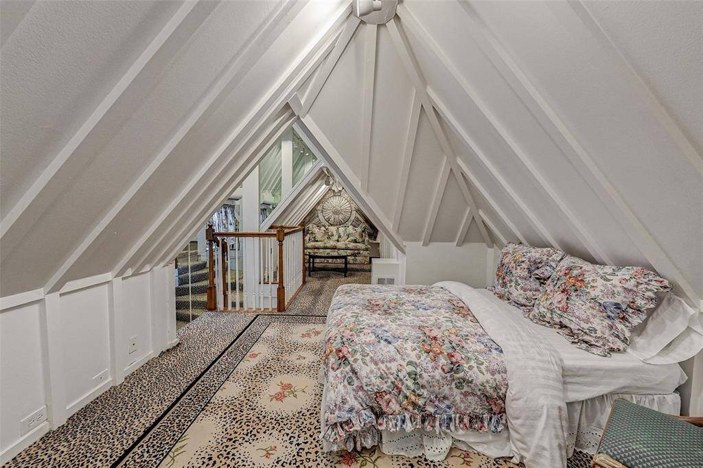 Third floor hideaway bedroom and sitting area