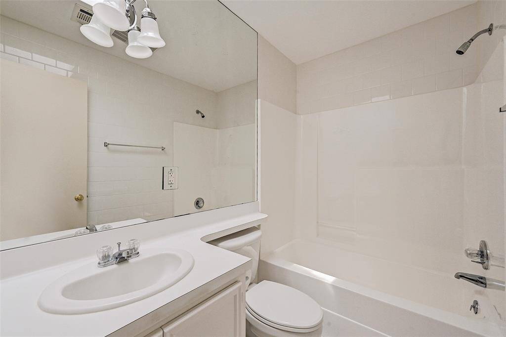 Full bathroom