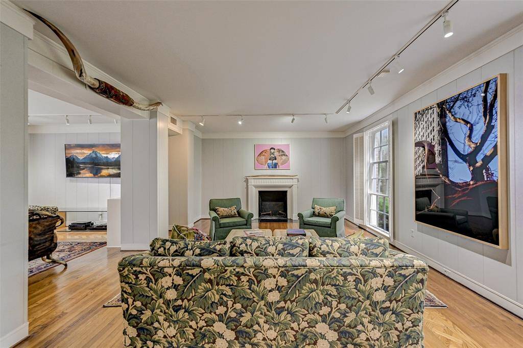Large living room with fireplace and ample space for entertaining
