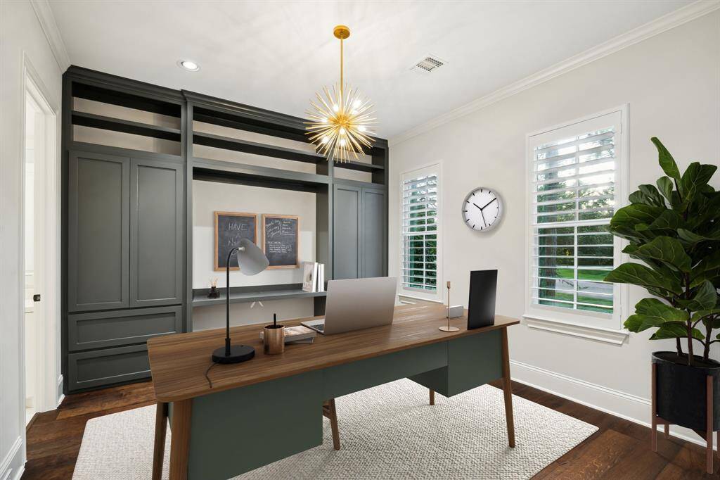 Virtual staging for home office.