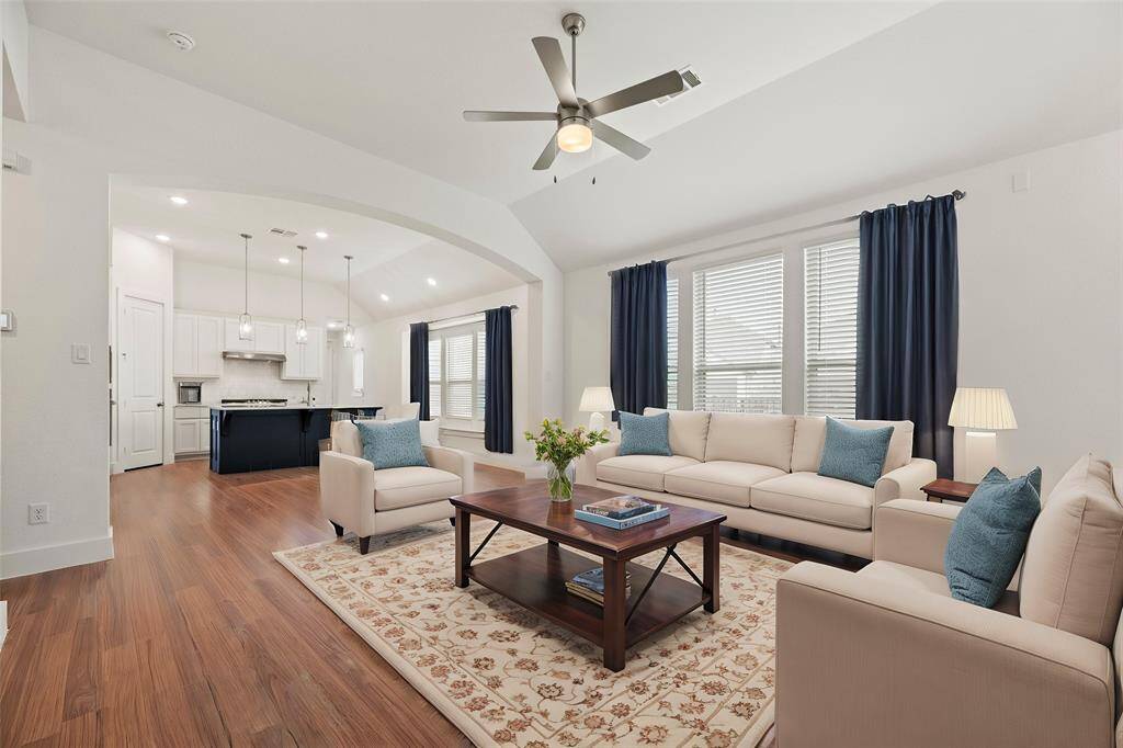 An open floorplan is fantastic for fostering a sense of togetherness and spaciousness in a home.