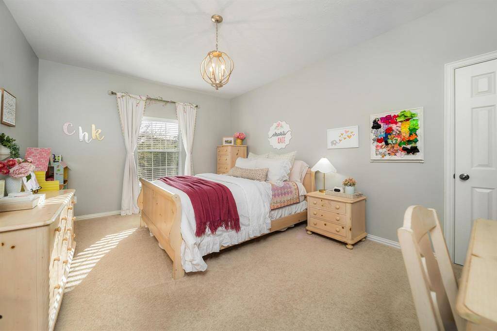 Upstairs bedroom 2