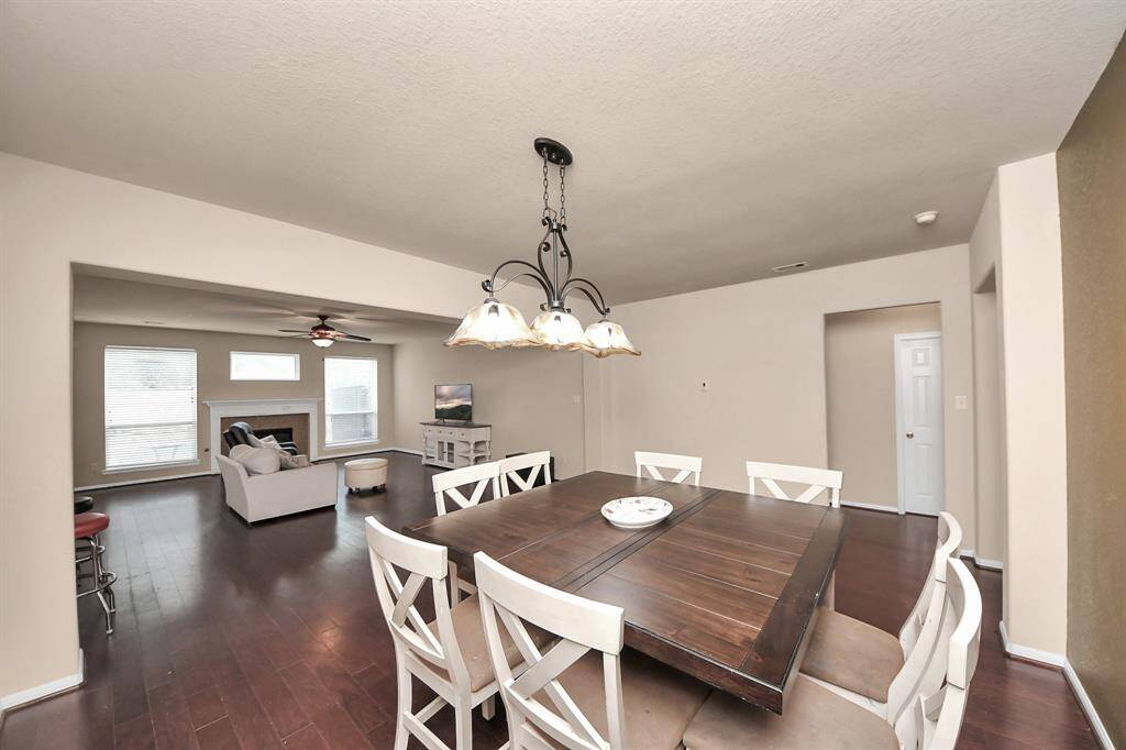 dining room space looking into family room