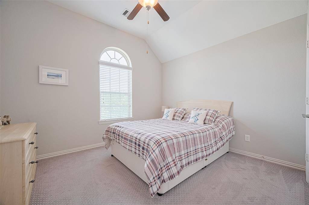 Secondary Bedroom w/En Suite Bath Upstairs