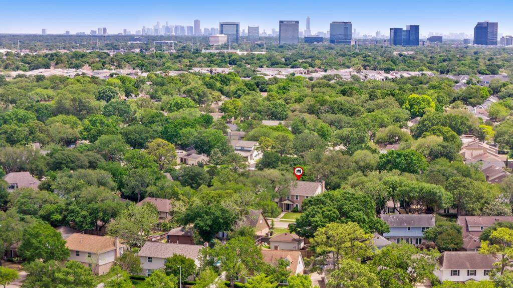 This home is minutes from Downtown Houston.
