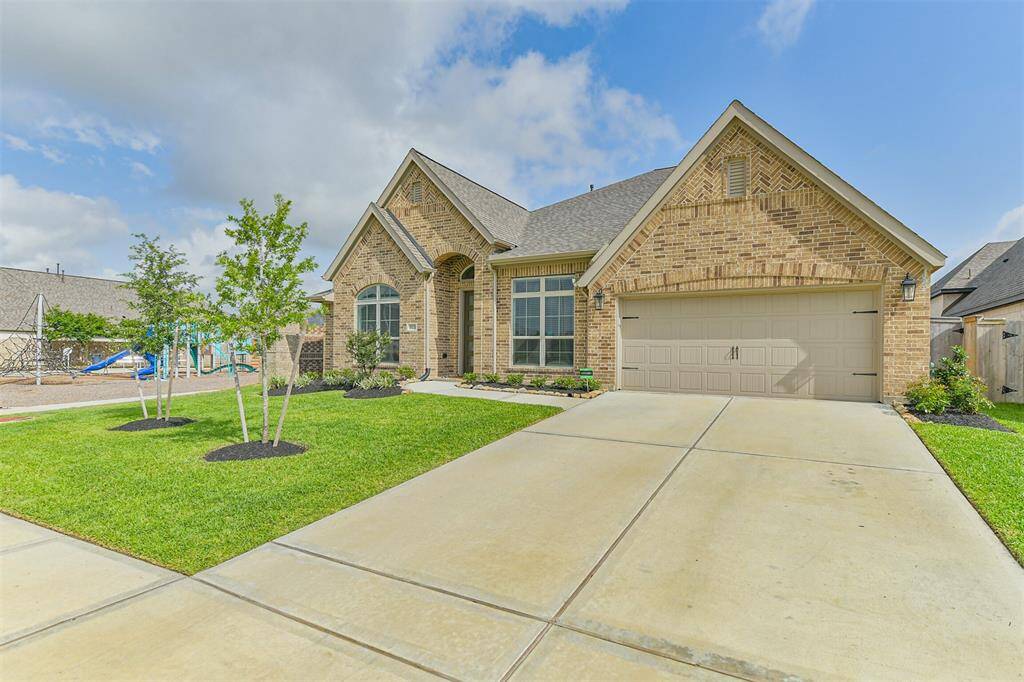 This home is right next to one of the new playgrounds in Amira.