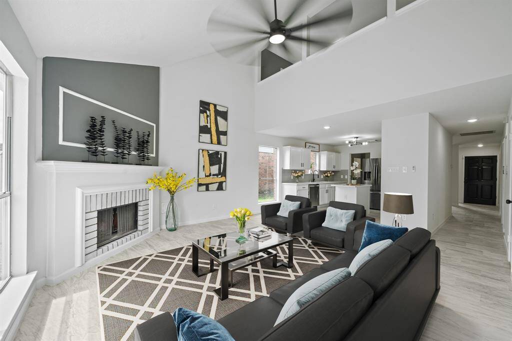 Virtual Staging Family Room