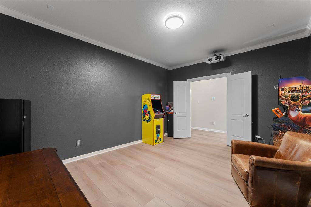 Newly painted and new floors!