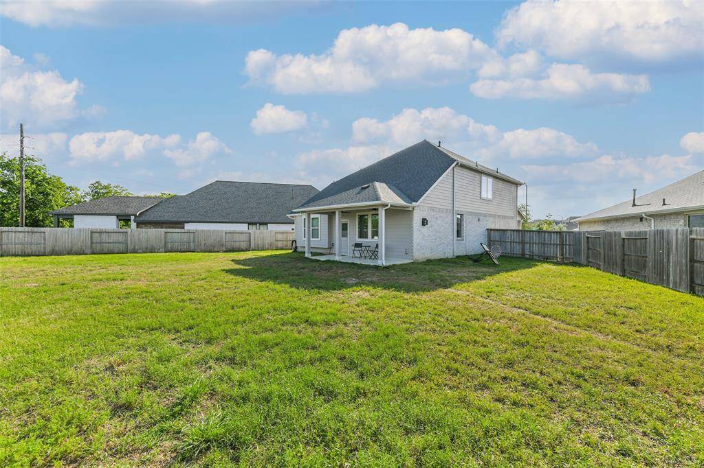 Plenty of space between neighbors for privacy.