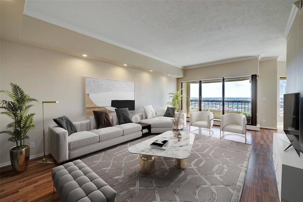 Spacious living room