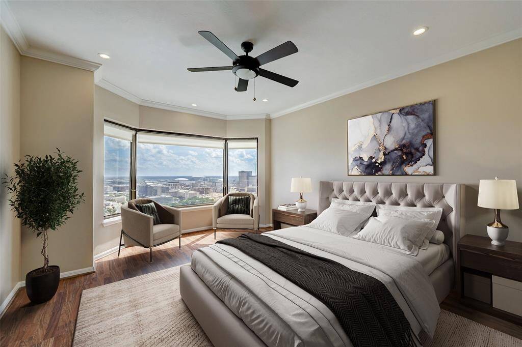 Large primary bedroom