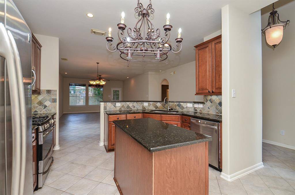 Equipped with stainless steel appliances