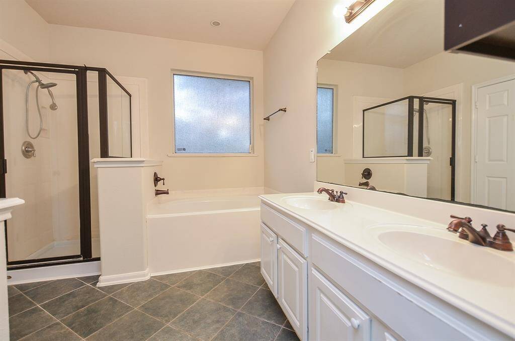 Spa-like en-suite bath