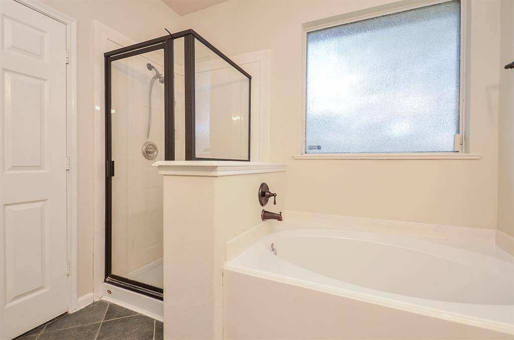Separate glass-enclosed shower