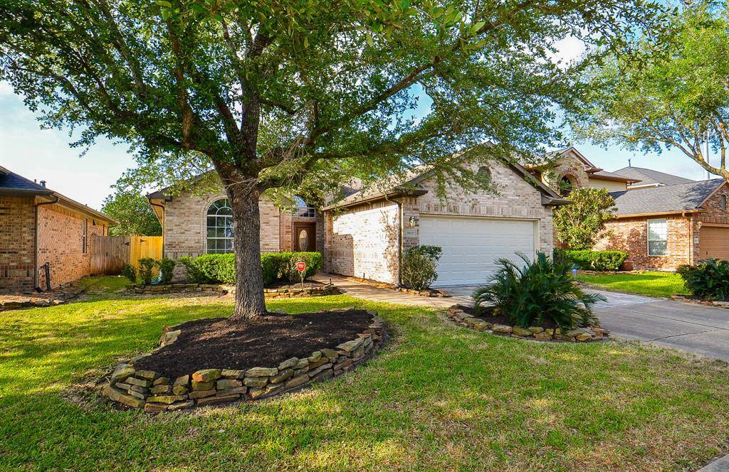 Mature landscaping