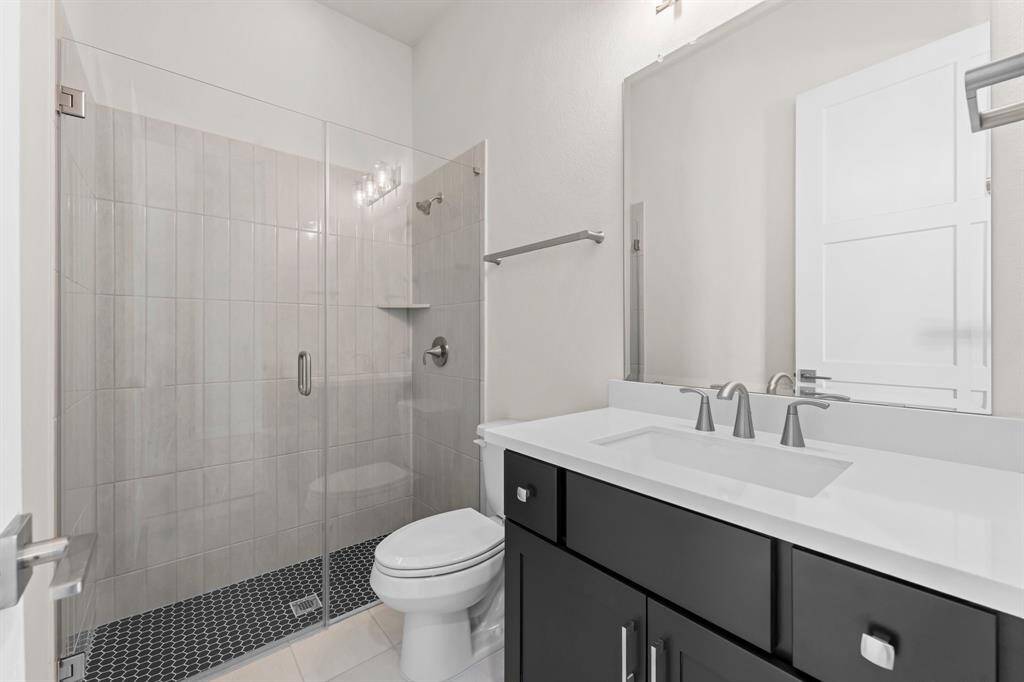 Bath 2 with Shower