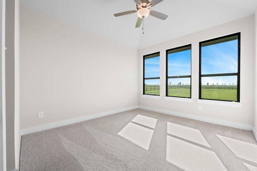 Bedroom 4 with Walk-in Closet