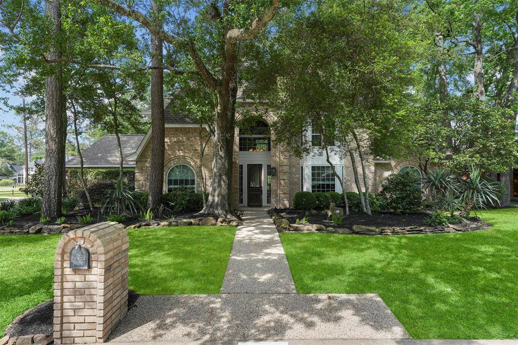 Wooded corner lot