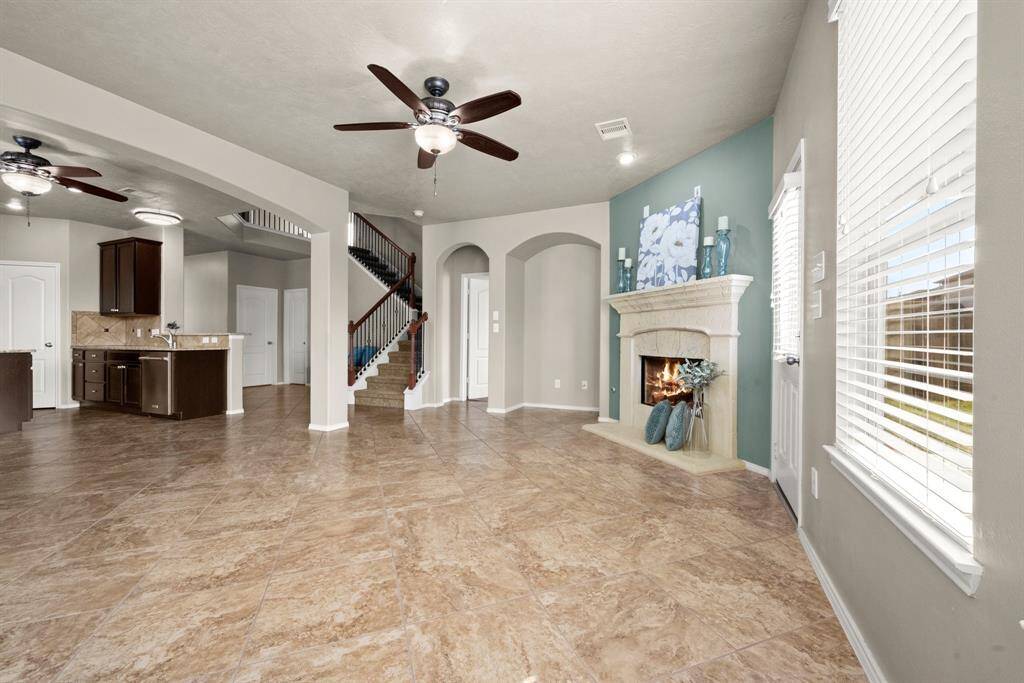 Architectural arches and neutral paint throughout the home.