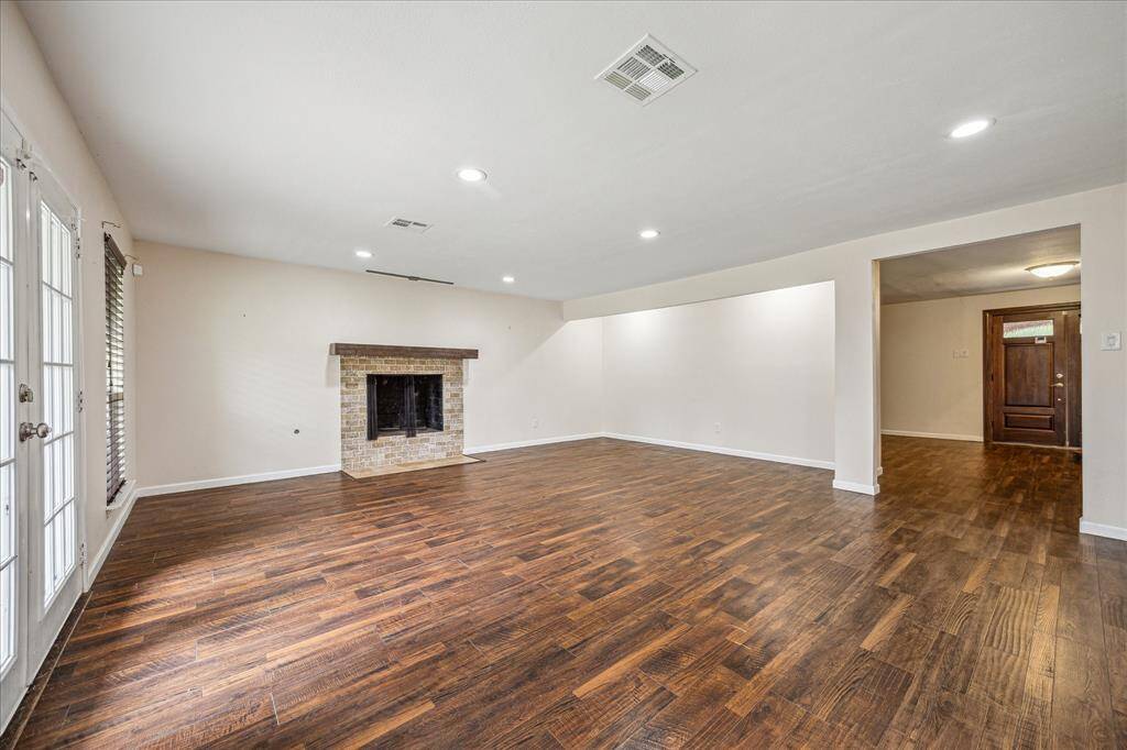 Family Room with fireplace