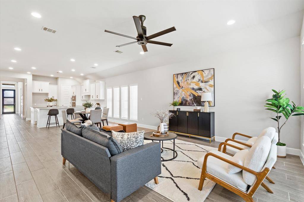 Entertain with ease in this open-plan living area, perfect for social gatherings.
