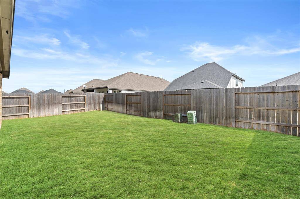Plenty of space for your outdoor activities.