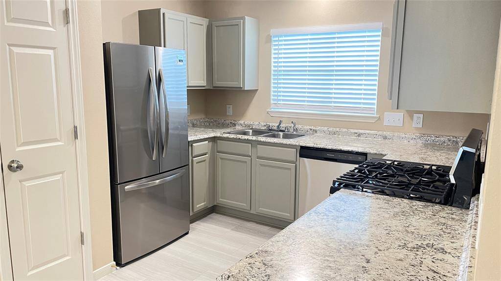 Refrigerator included